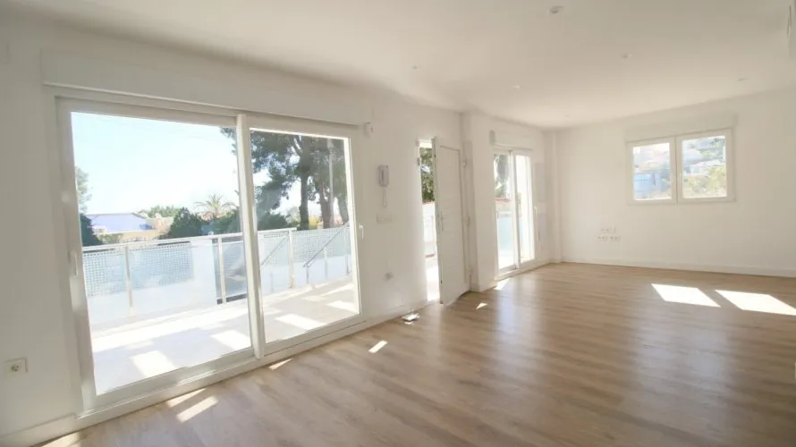 4 bedrooms apartment for sale, La Torre, Spain No. 319 № 2
