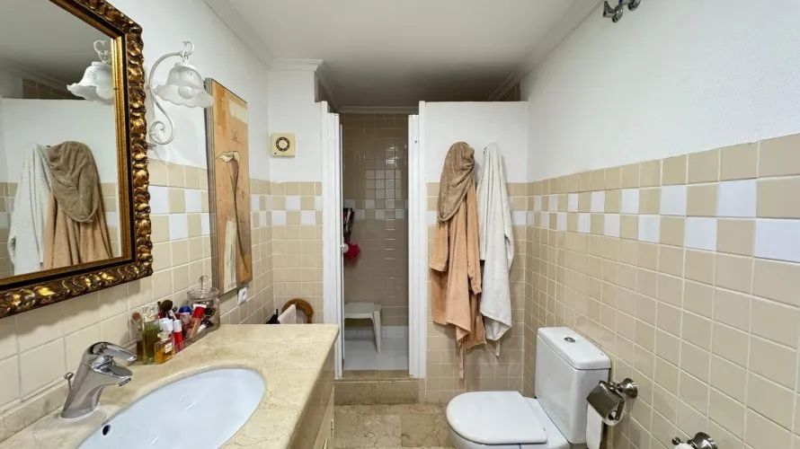 4 bedrooms apartment for sale, Torrevieja, Spain No. 84 № 9