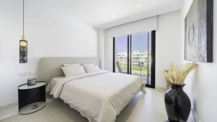 3 bedrooms apartment for sale, Fuengirola, Spain No. 98 № 12