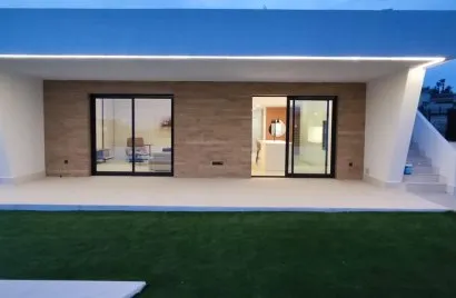 3 bedrooms villa for sale, Ciudad Quesada, Spain No. 125