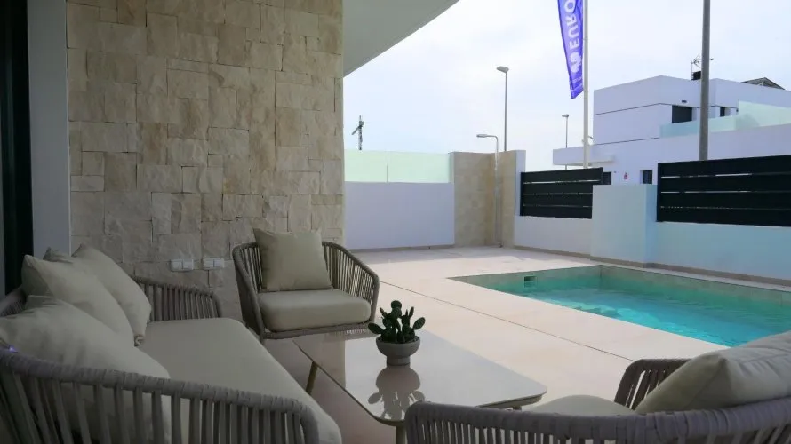 3 bedrooms villa for sale, Dolores, Spain No. 145 № 8