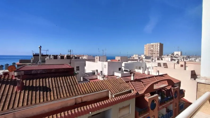 1 bedroom penthouse for sale, Torrevieja, Spain No. 124 № 4