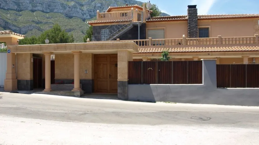 11 bedrooms villa for sale, Denia, Spain No. 289