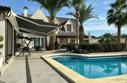 5 bedrooms villa for sale, San Juan, Spain No. 669