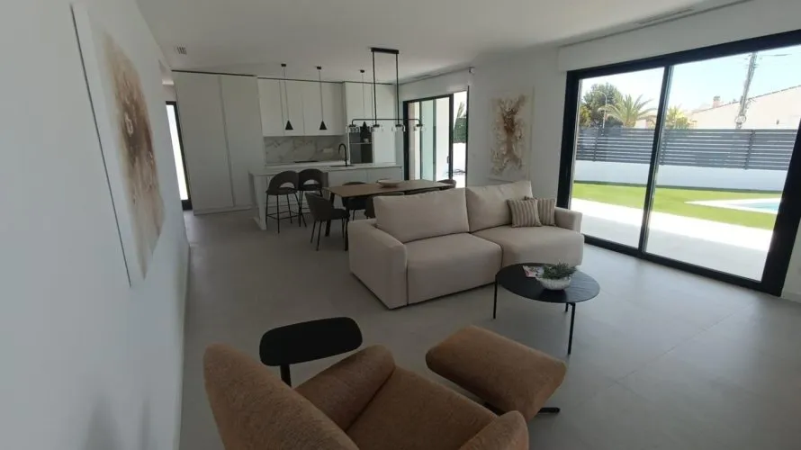 3 bedrooms villa for sale, Ciudad Quesada, Spain No. 125 № 7