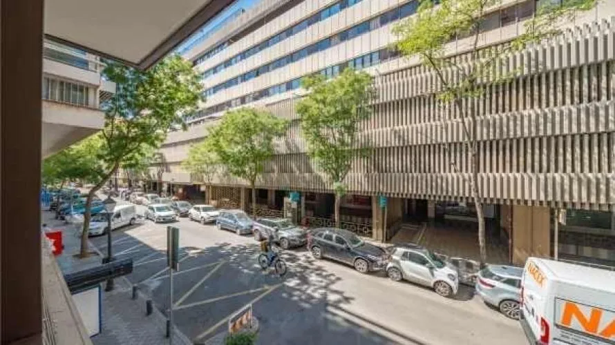2 bedrooms apartment for sale, Madrid, Spain No. 636 № 3