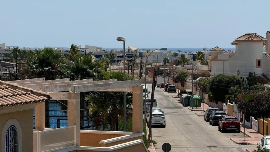 4 bedrooms villa for sale, Playa Flamenca II, Spain No. 169 № 5