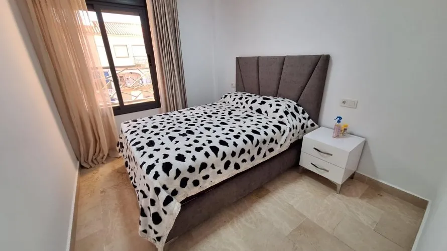3 bedrooms house for sale, Torrevieja, Spain No. 940 № 22