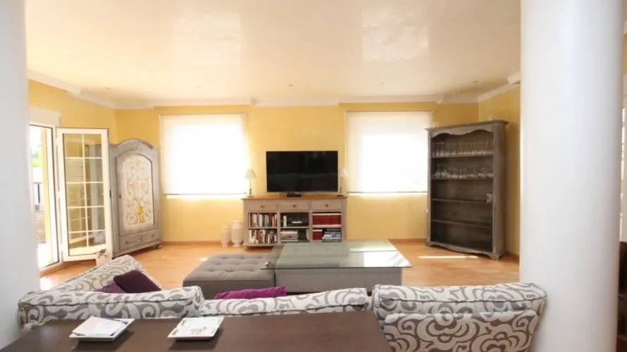 5 bedrooms villa for sale, Cabo Roig, Spain No. 563 № 4