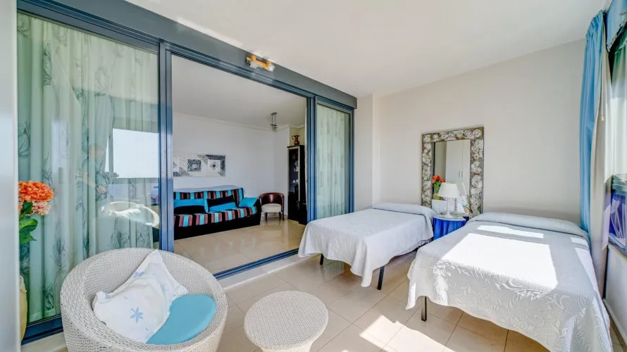 1 bedroom apartment for sale, Benidorm, Spain No. 410 № 17