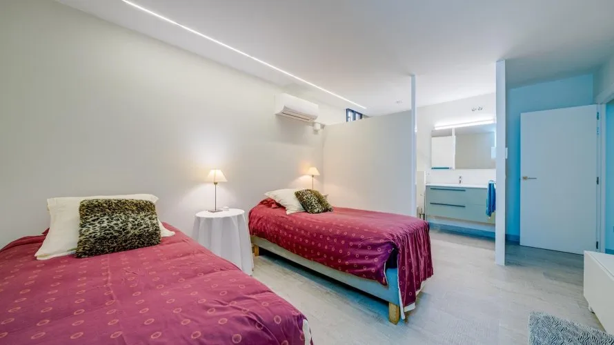 5 bedrooms villa for sale, Finestrat, Spain No. 458 № 22