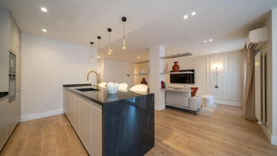 3 bedrooms apartment for sale, Madrid, Spain No. 921 № 10