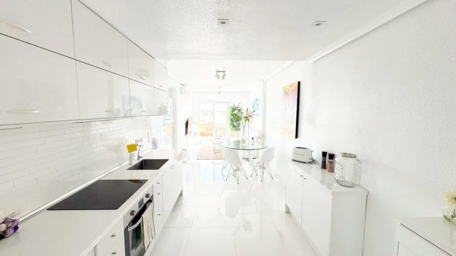 2 bedrooms penthouse for sale, Torrevieja, Spain No. 616 № 6
