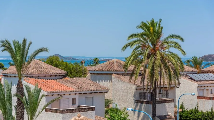 3 bedrooms villa for sale, Playa Honda, Spain No. 604 № 6
