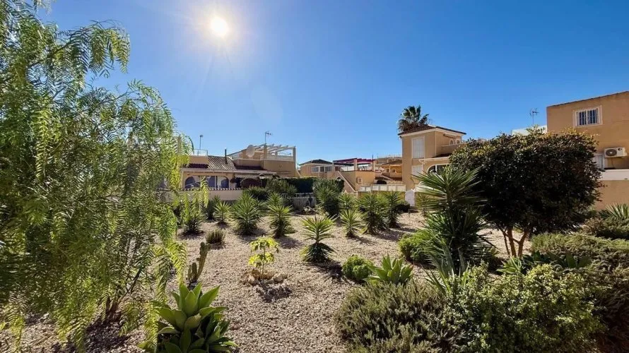 4 bedrooms villa for sale, Playa Flamenca II, Spain No. 169 № 14