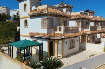 3 bedrooms house for sale, La Mata, Spain No. 222