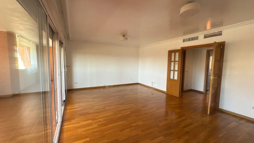 3 bedrooms apartment for sale, Alicante, Spain No. 126 № 8