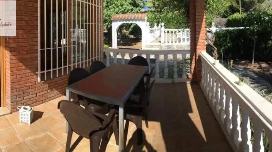135m² apartment for sale, L'Eliana, Spain No. 471 № 2