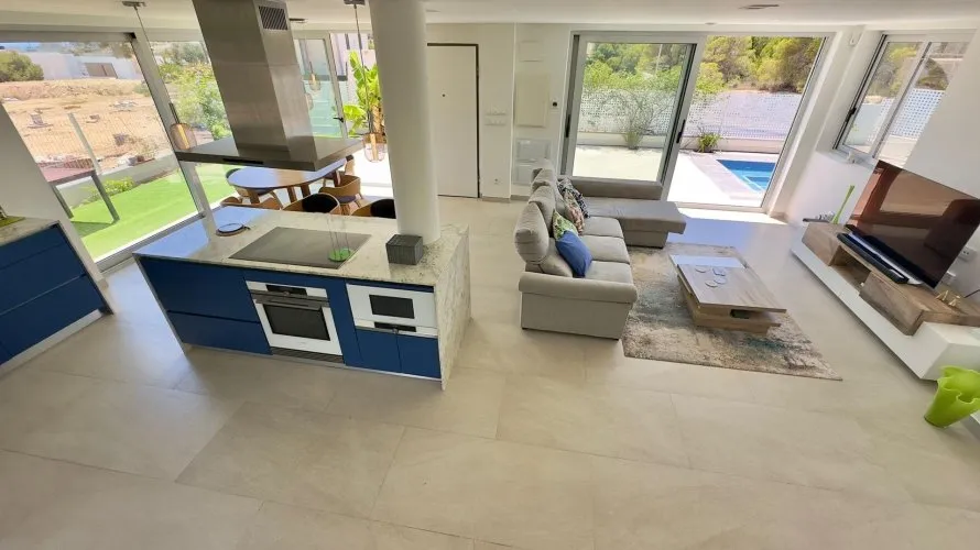 3 bedrooms villa for sale, Finestrat, Spain No. 574 № 27