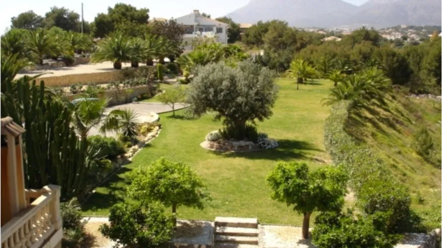 5 bedrooms villa for sale, L'Alfàs del Pi, Spain No. 475 № 1