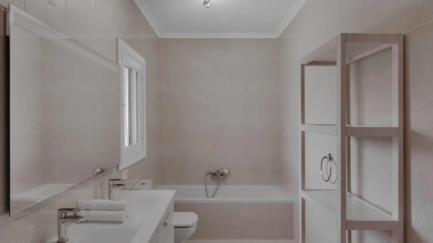 6 bedrooms villa for sale, Calpe, Spain No. 227 № 19