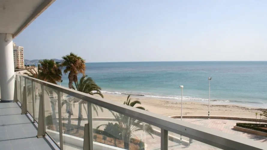 3 bedrooms apartment for sale, Calpe, Spain No. 379 № 10