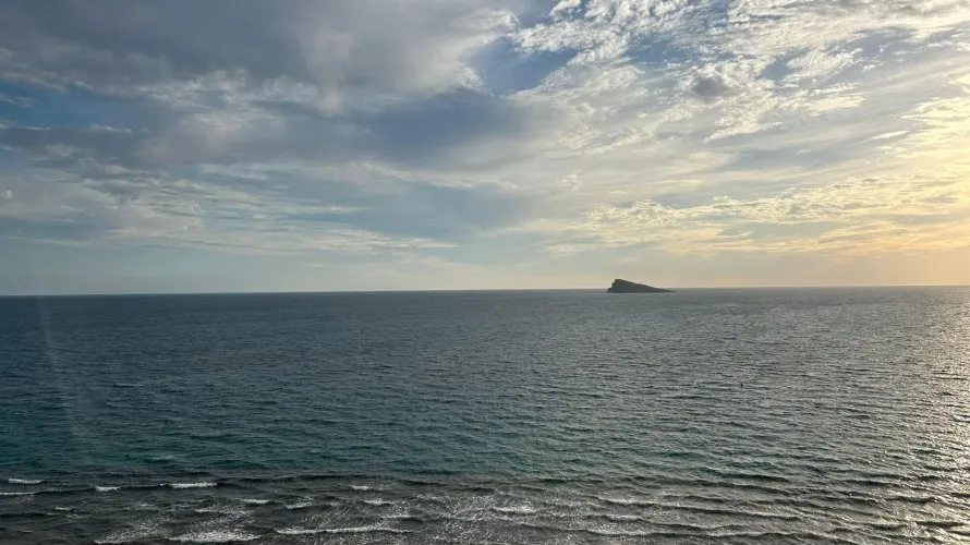 2 bedrooms apartment for sale, Benidorm, Spain No. 652