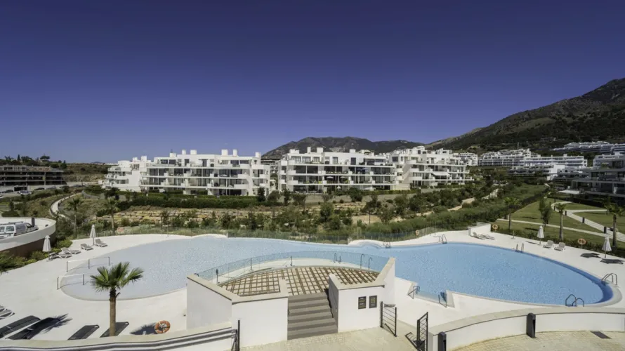 3 bedrooms apartment for sale, Fuengirola, Spain No. 98 № 7