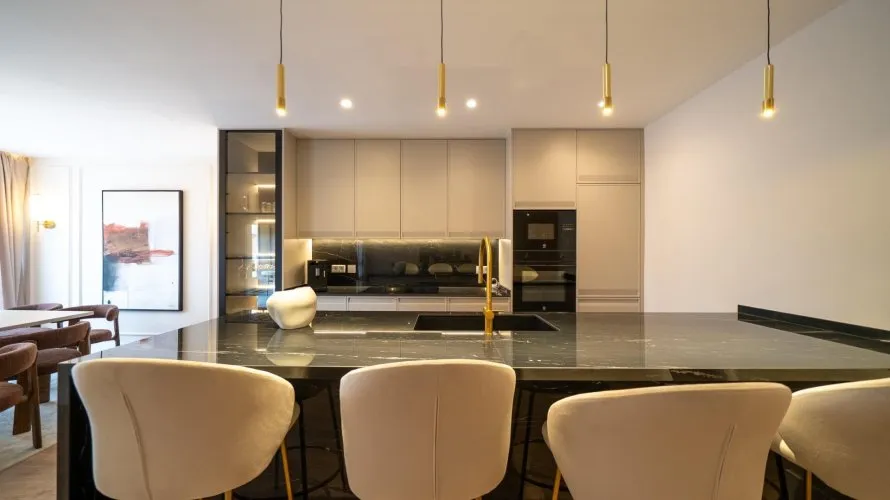 3 bedrooms apartment for sale, Madrid, Spain No. 921 № 13