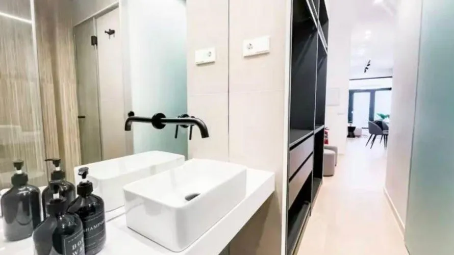 2 bedrooms apartment for sale, Madrid, Spain No. 922 № 15