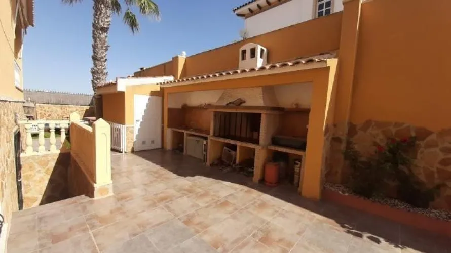 283m² apartment for sale, Torrevieja, Spain No. 619 № 20