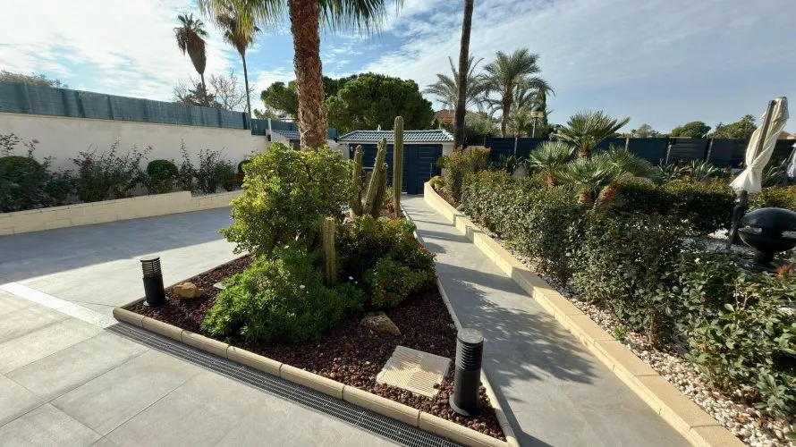 5 bedrooms villa for sale, San Juan, Spain No. 669 № 7