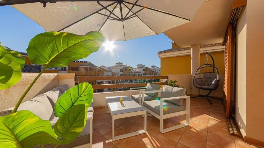 2 bedrooms apartment for sale, Torrevieja, Spain No. 541 № 17