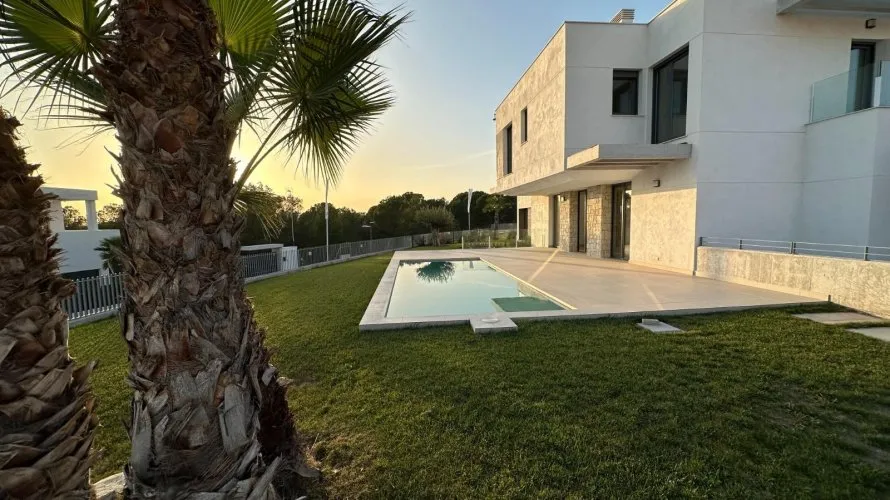 3 bedrooms villa for sale, Finestrat, Spain No. 706 № 7