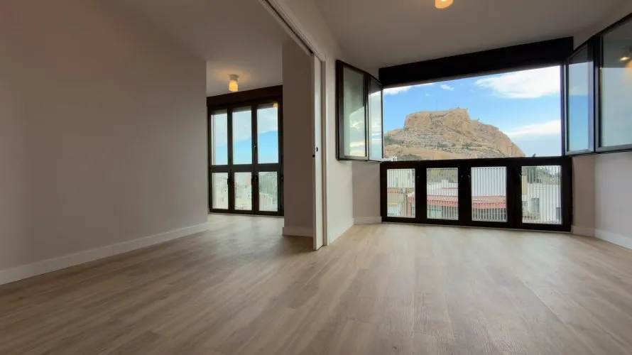 3 bedrooms apartment for sale, Alicante, Spain No. 183 № 7