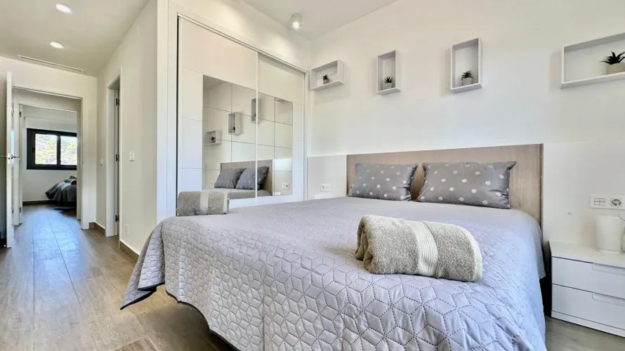 2 bedrooms penthouse for sale, Finestrat, Spain No. 576 № 13