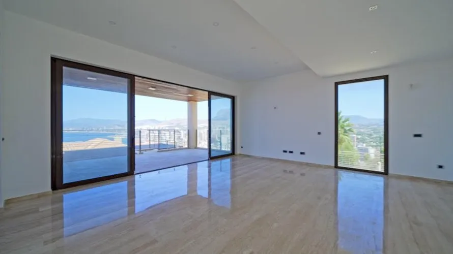4 bedrooms apartment for sale, Benidorm, Spain No. 459 № 18