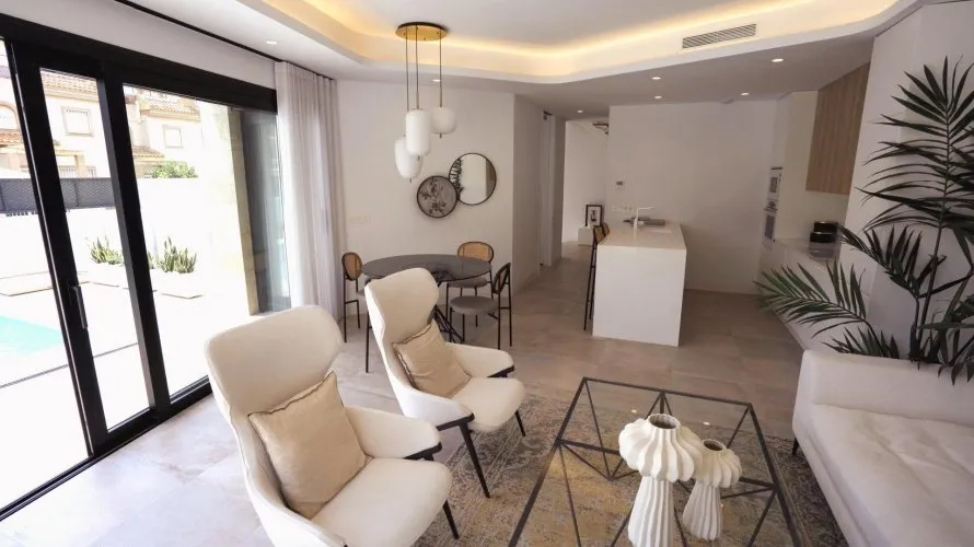 3 bedrooms villa for sale, La Florida, Spain No. 560 № 8