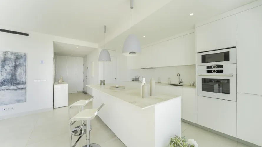 3 bedrooms apartment for sale, Fuengirola, Spain No. 98 № 14