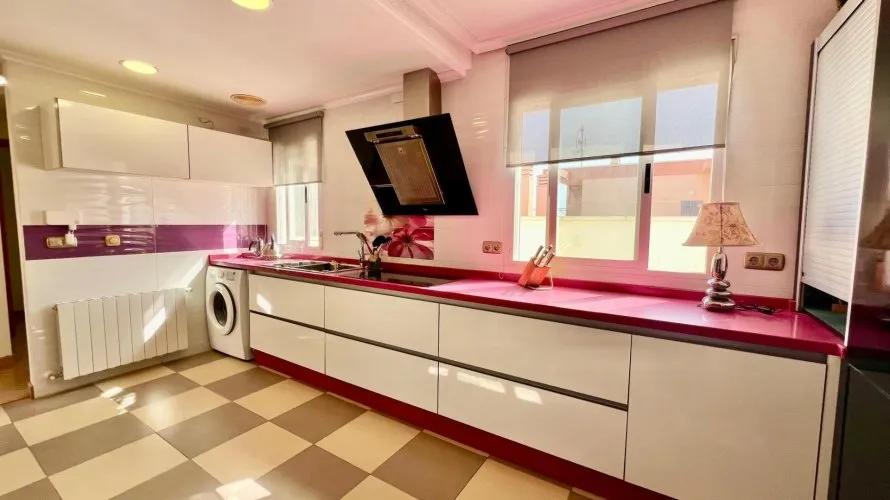 3 bedrooms penthouse for sale, La Mata, Spain No. 137 № 18