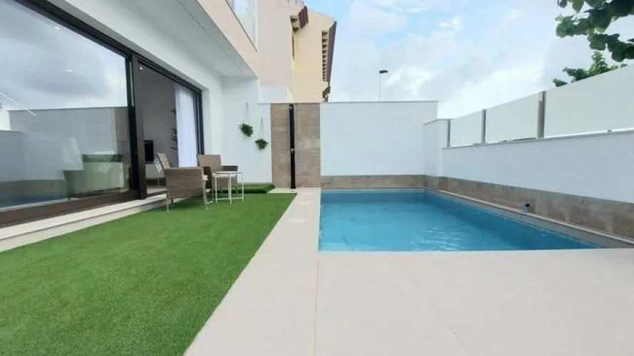 3 bedrooms villa for sale, San Pedro del Pinatar, Spain No. 490