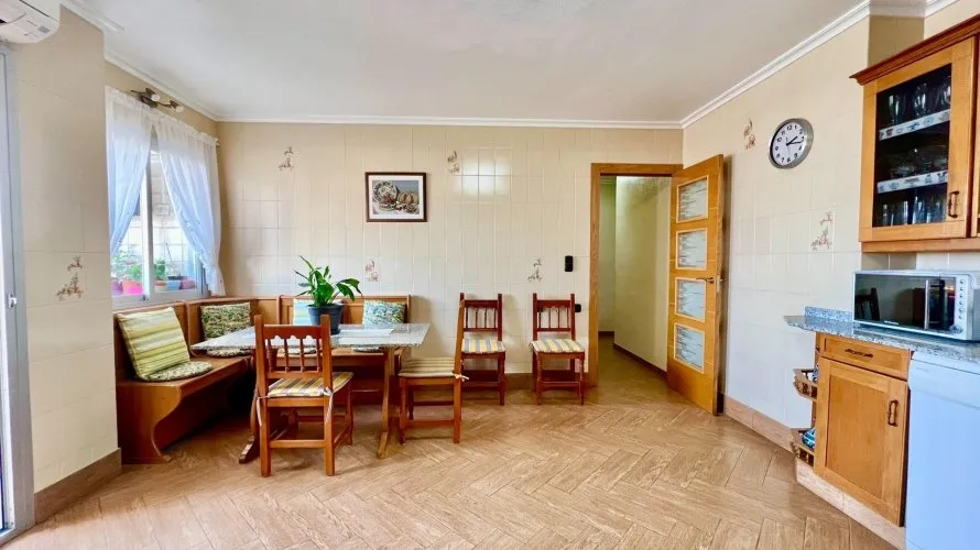 3 bedrooms apartment for sale, Torrevieja, Spain No. 156 № 28