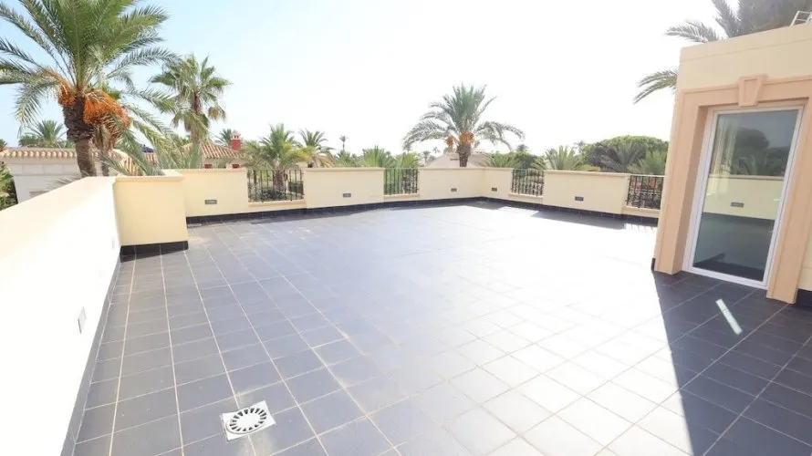 4 bedrooms apartment for sale, Cabo Roig, Spain No. 846 № 24