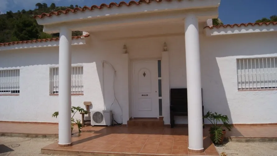 3 bedrooms villa for sale, Finestrat, Spain No. 292