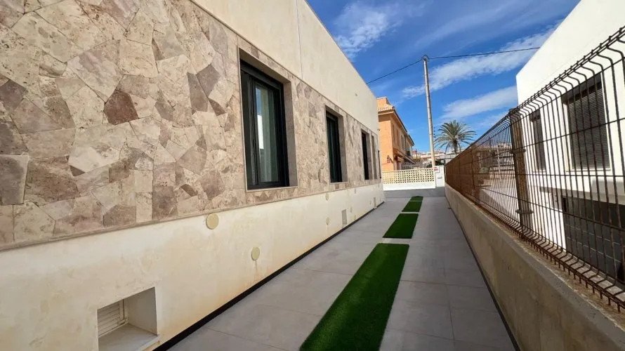 5 bedrooms villa for sale, La Mata, Spain No. 613 № 26
