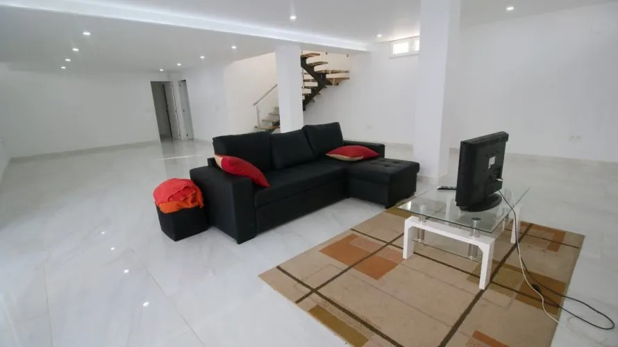 4 bedrooms apartment for sale, La Torre, Spain No. 319 № 15