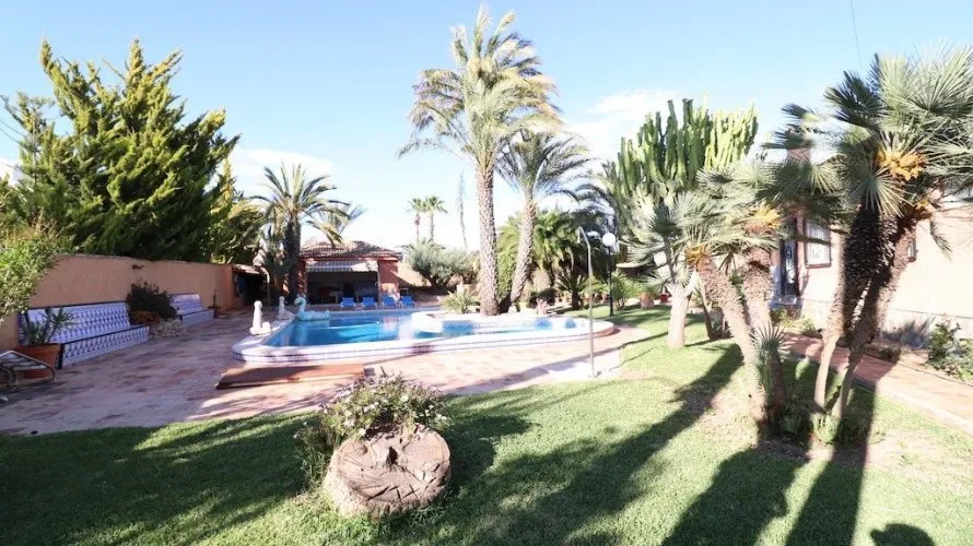 5 bedrooms apartment for sale, El Chaparral, Spain No. 562 № 27