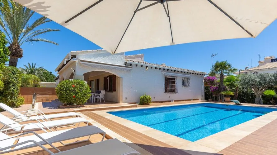 4 bedrooms villa for sale, Alicante, Spain No. 746 № 2