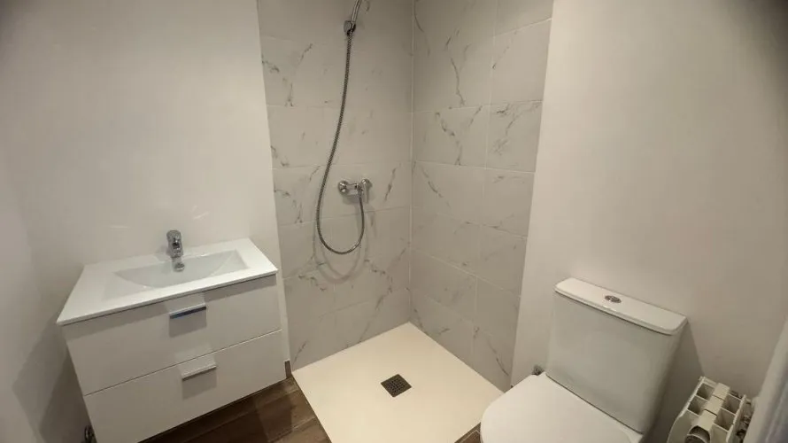 2 bedrooms apartment for sale, Madrid, Spain No. 908 № 12