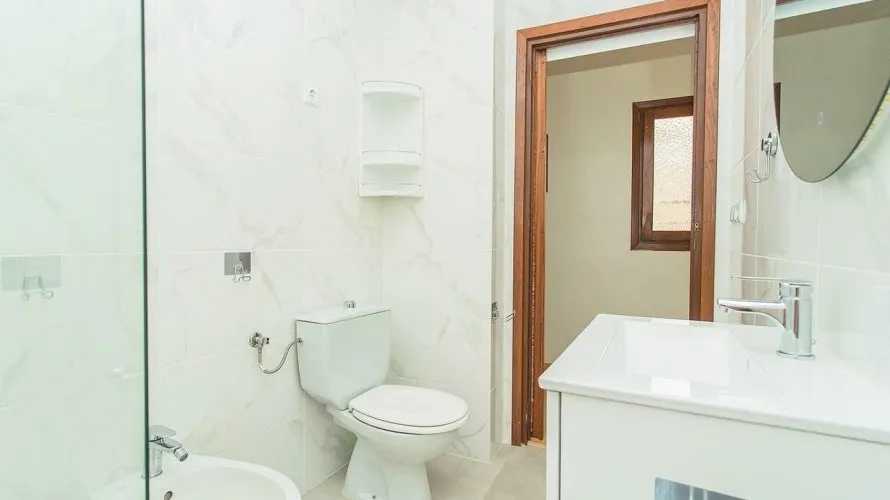 3 bedrooms apartment for sale, Torrevieja, Spain No. 240 № 2